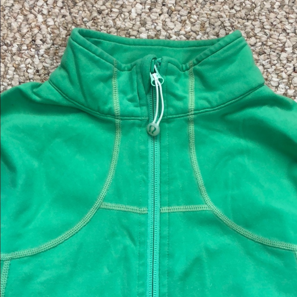 Lululemon Green Forme Jacket - Picture 7 of 8